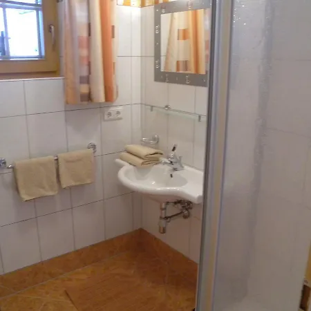 3-Bedroom Apartment In Zell Am Ziller/Zillertal 880 هينزنبرغ