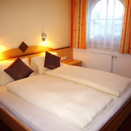 شقة 3-Bedroom Apartment In Zell Am Ziller/Zillertal 880